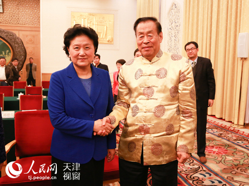 中共中央政治局委员、国务院副总理刘延东亲切接见石学敏院士