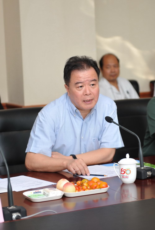 天津医科大学副校长王耀刚致辞